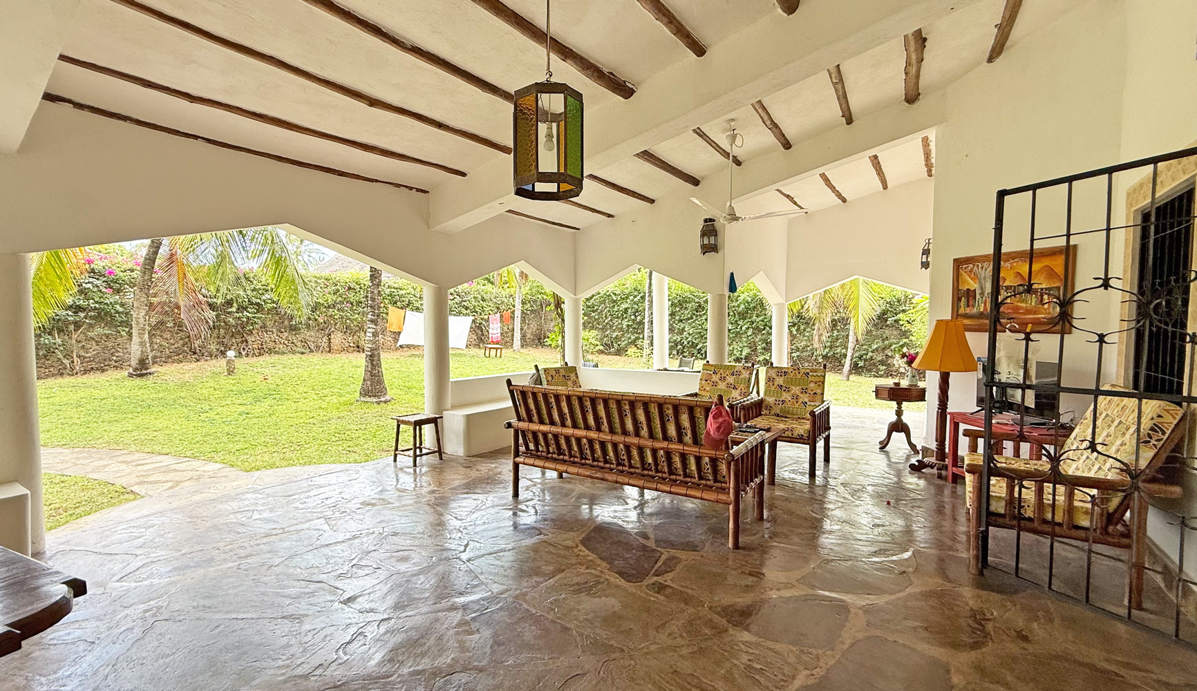 LOVELY 3 BEDROOM BUNGALOW IN WATAMU VILLAGE