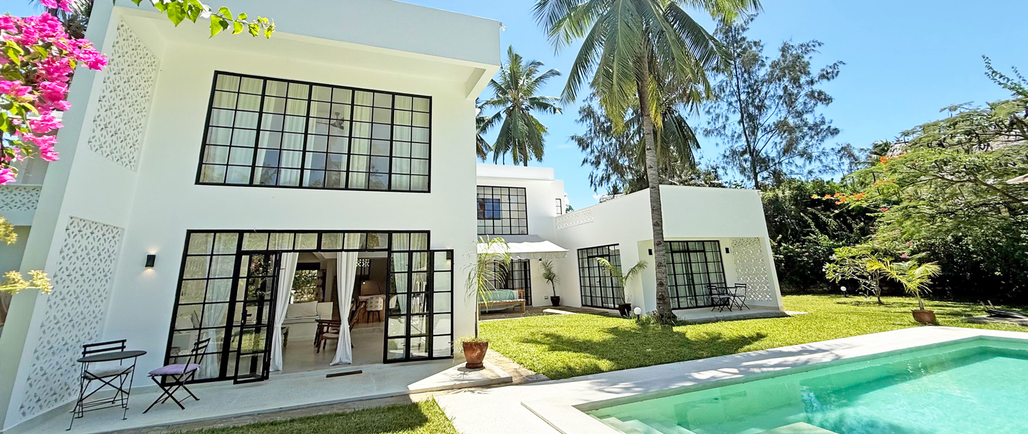 SPECTACULAR 4 BEDROOM VILLA IN DONGO KUNDU