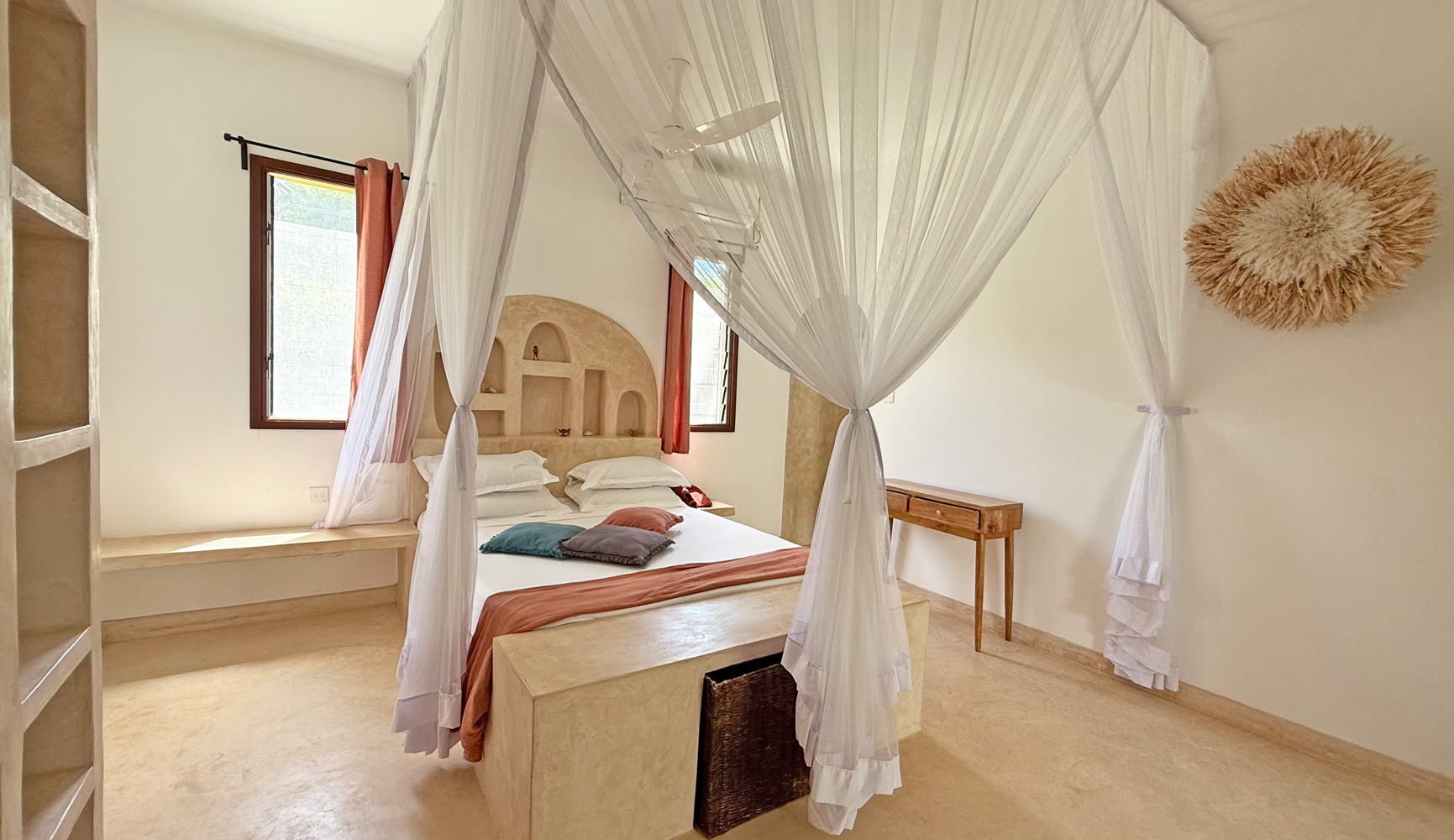SPECTACULAR 4 BEDROOM VILLA IN DONGO KUNDU