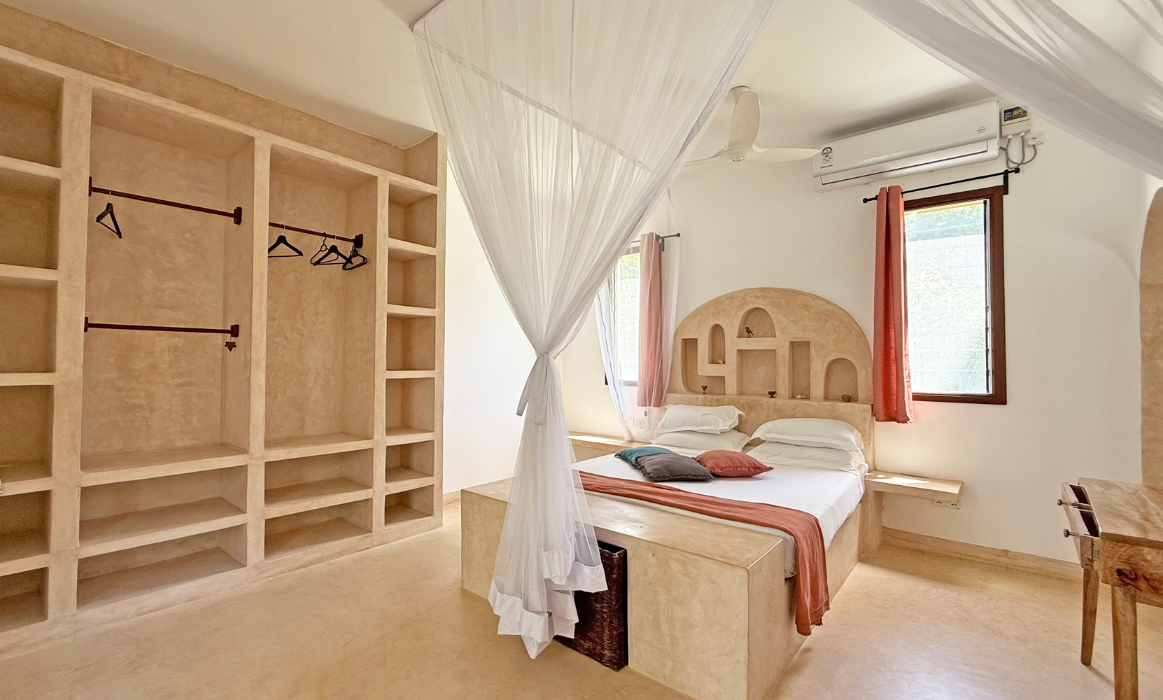 SPECTACULAR 4 BEDROOM VILLA IN DONGO KUNDU