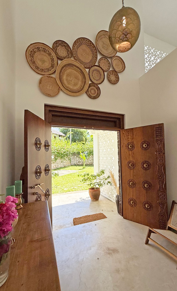 SPECTACULAR 4 BEDROOM VILLA IN DONGO KUNDU