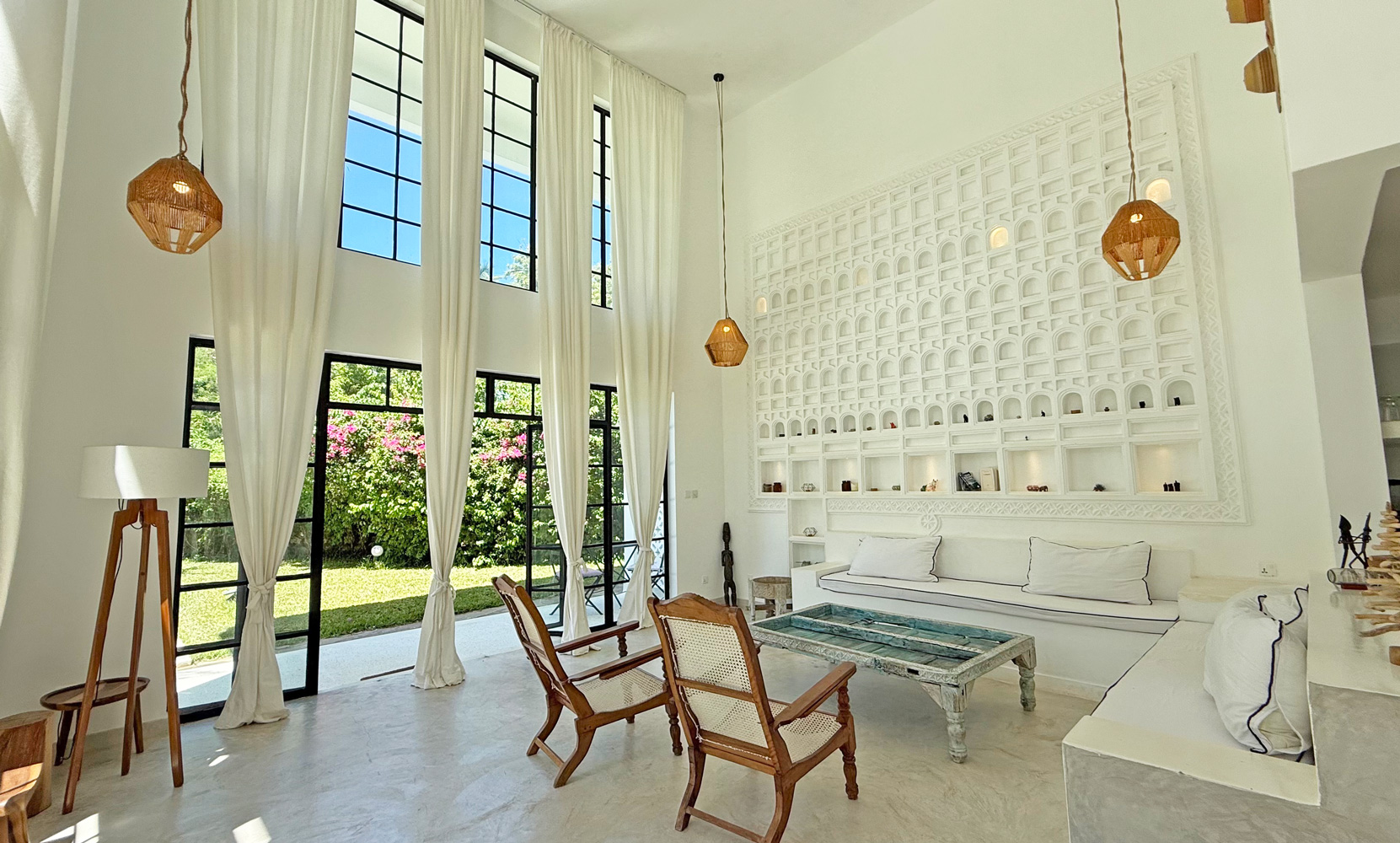 SPECTACULAR 4 BEDROOM VILLA IN DONGO KUNDU