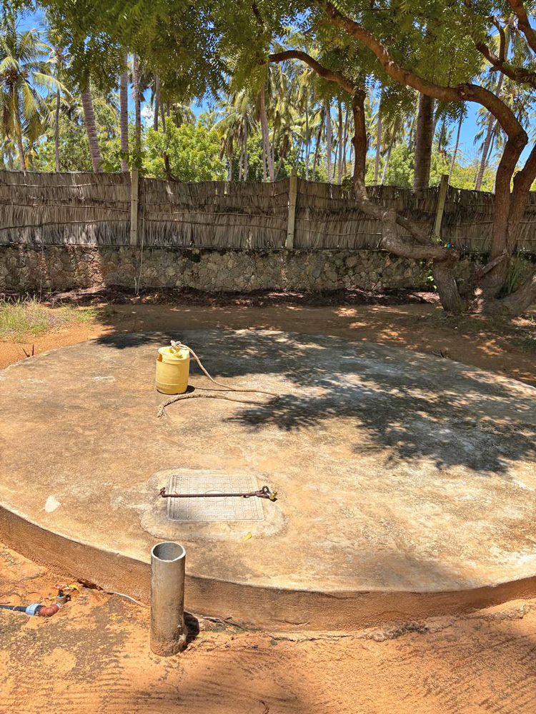 BEAUTIFUL 1.5 ACRE PLOT WITH MANGROVE FRONTAGE