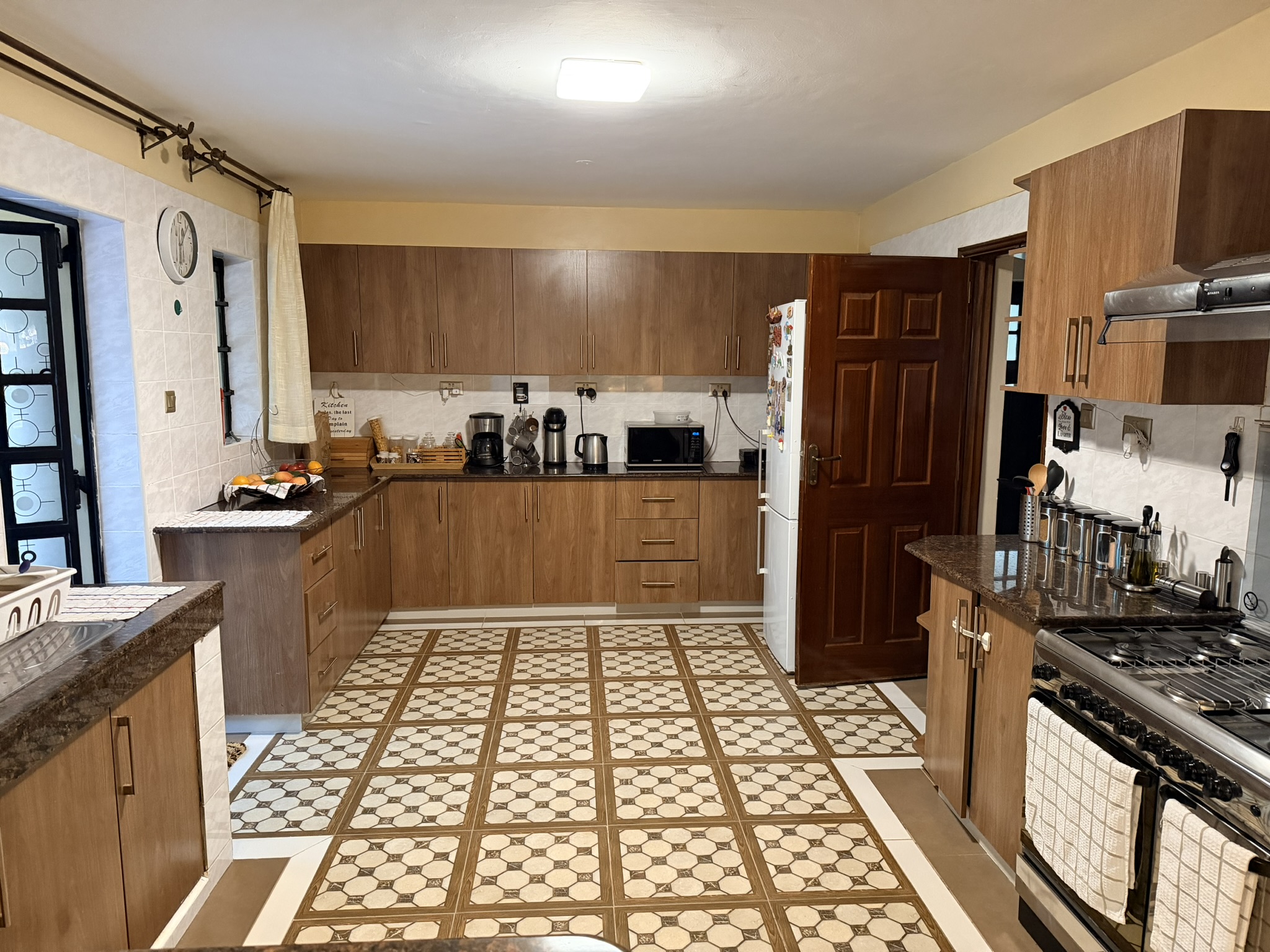 Elegant 3-Bedroom Home for Sale – Kamiti Corner, Kiambu