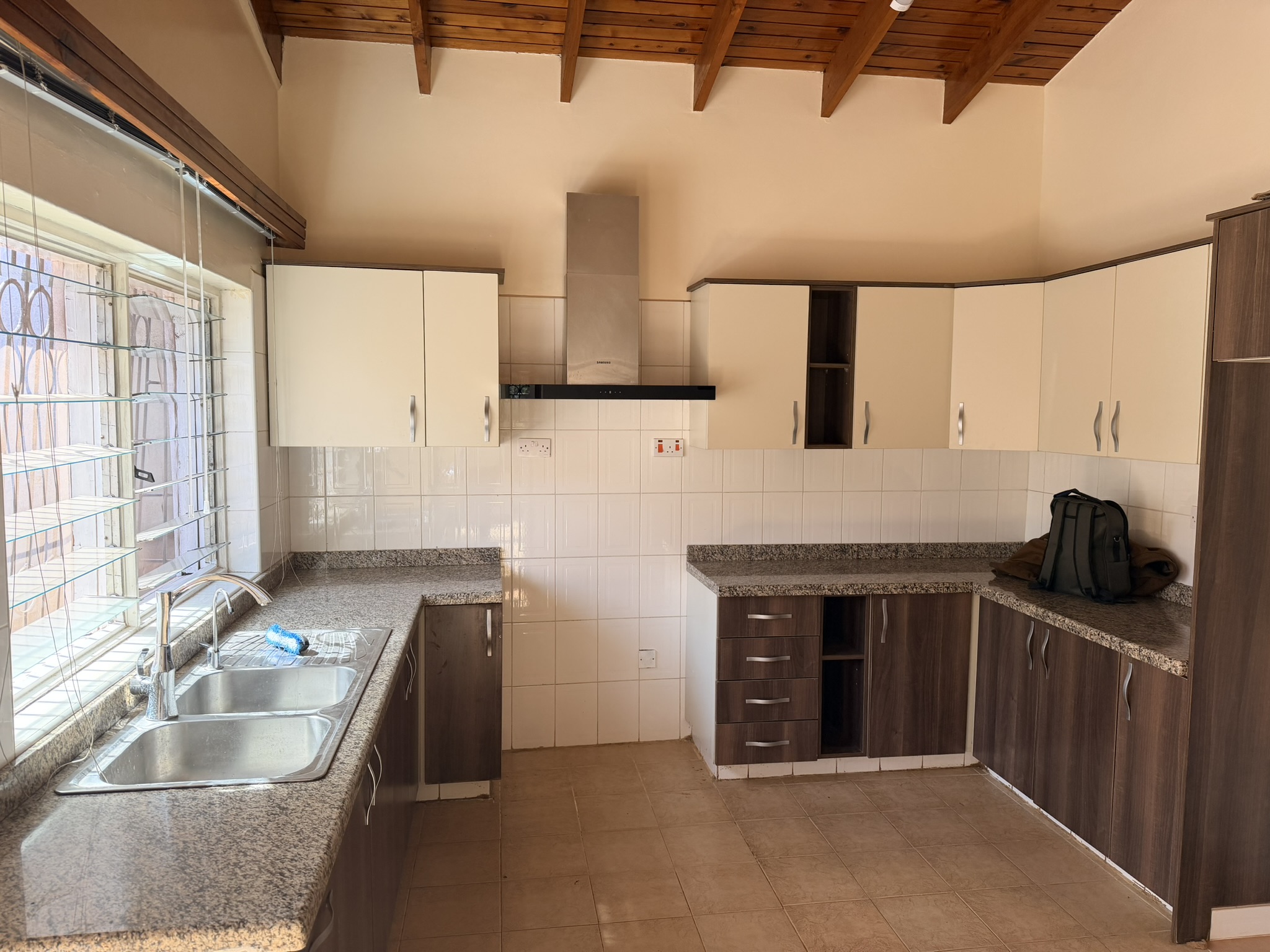 This sizable home is nestled in the leafy and secure area of Runda