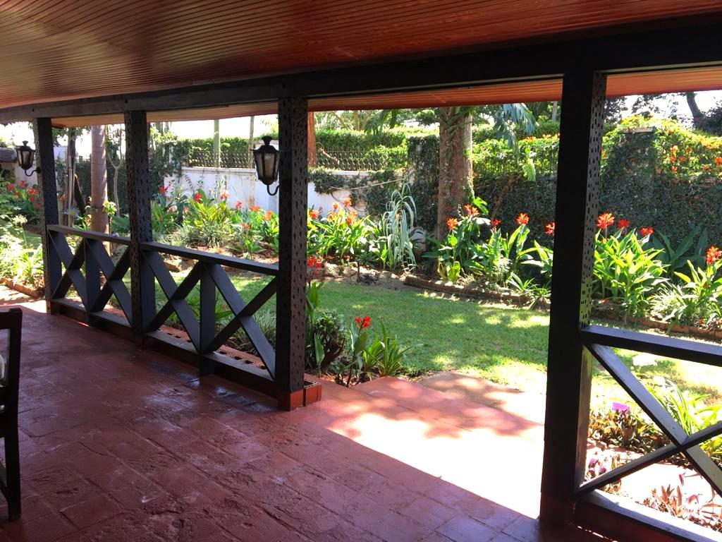 A 2 BEDROOM FULLY FURNISHED COTTAGE