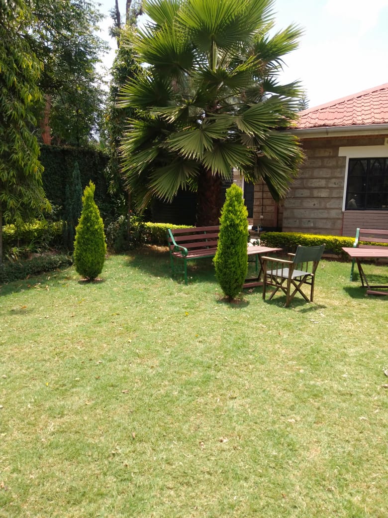 An enchanting 2-bedroom GUESTHOUSE within the upscale neighborhood of Runda