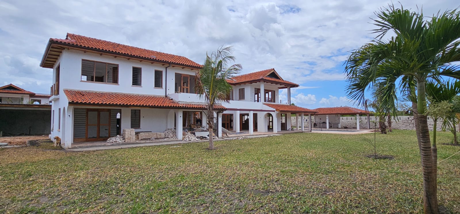 Luxury Estate of 6 houses for sale in Diani