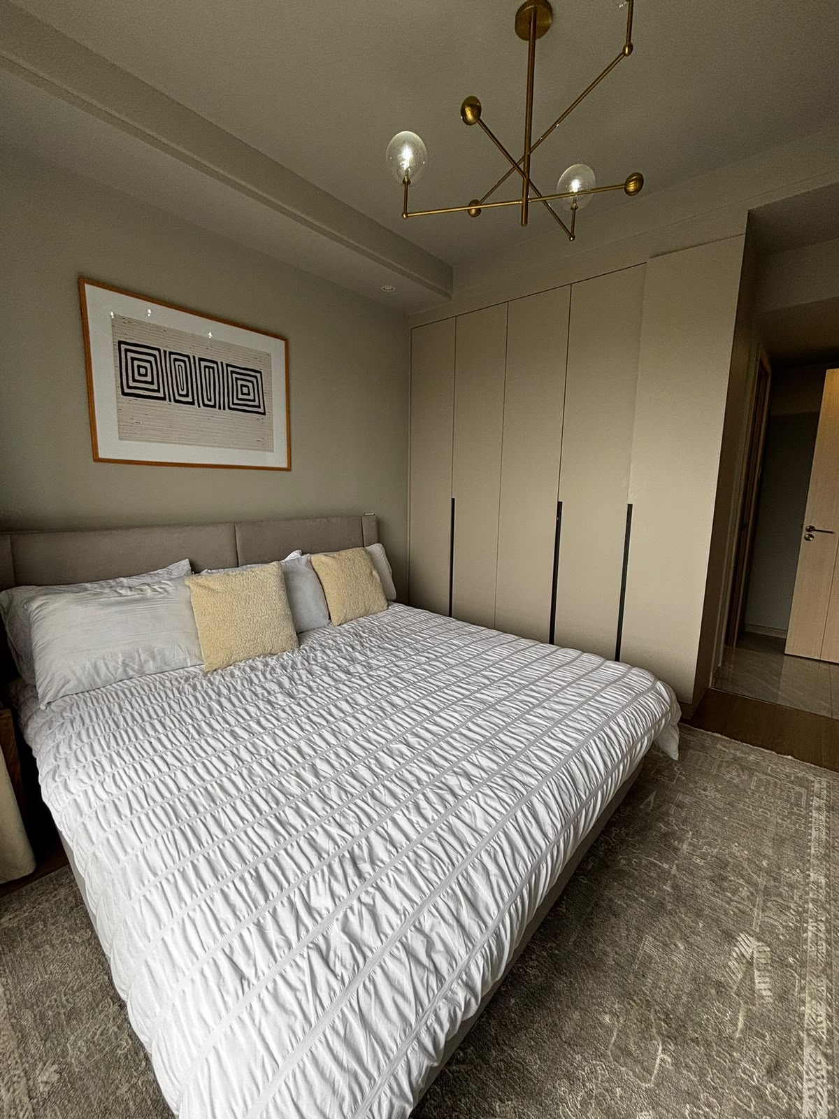 A modern apartment in Riverside