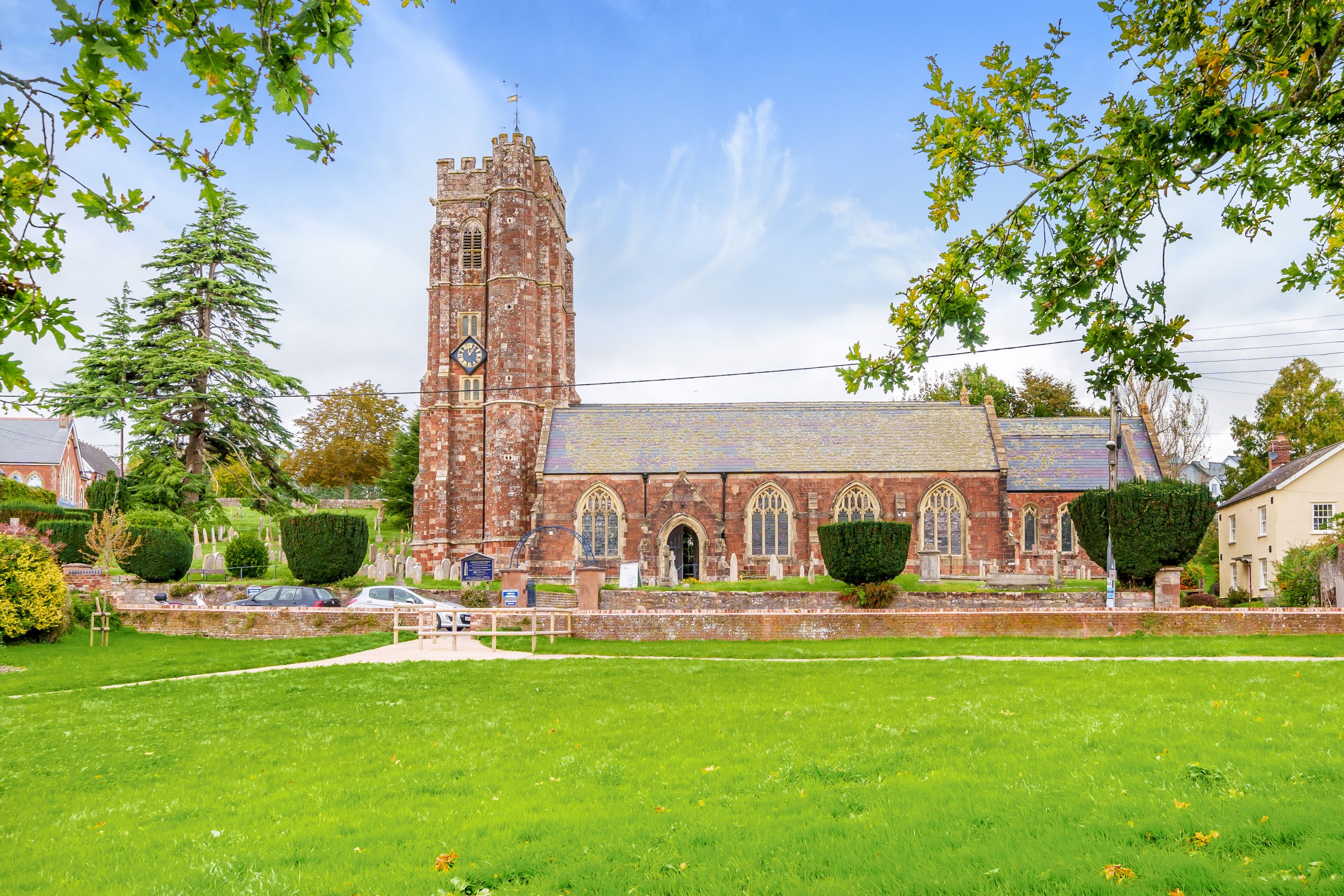 Oysters, Lympstone, East Devon Wilkinson Grant Estate Agents
